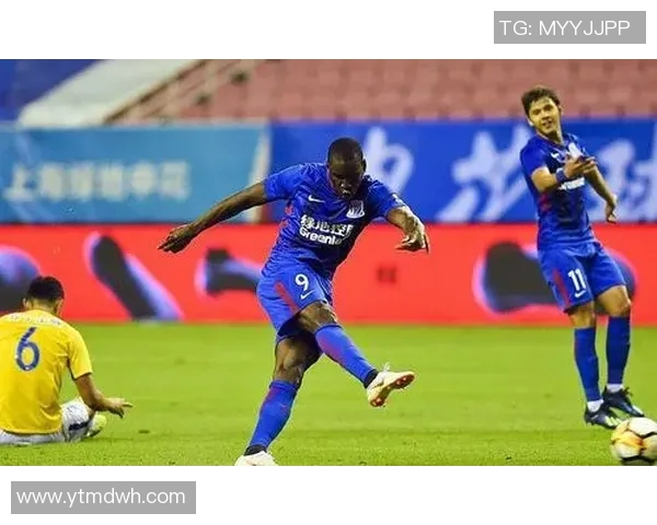 申花与苏宁激战正酣天空体育全程直播精彩赛事回顾与分析