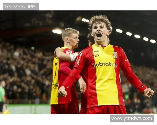 前进之鹰与阿尔克马的激烈对决揭示足球战术与团队精神的完美结合